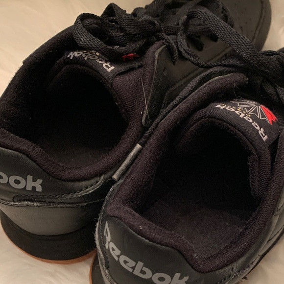 Reebok Kids Black Sneakers with Brown Soles - Picture 9 of 9